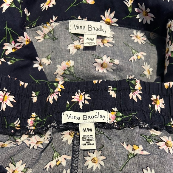 Vera Bradley Short Sleeve Pajama Set Falling Daisies M - Picture 3 of 3